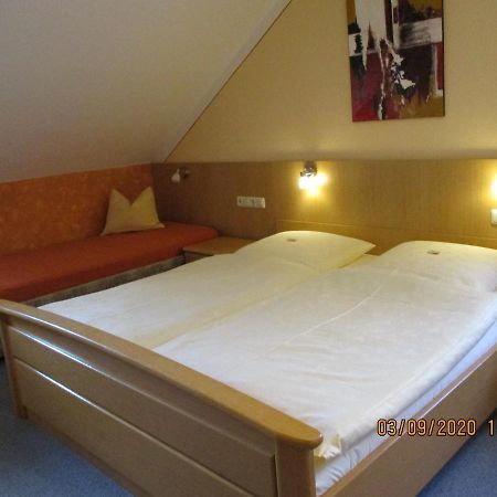 Pension "Zum Schwan" Muhr am See Bagian luar foto