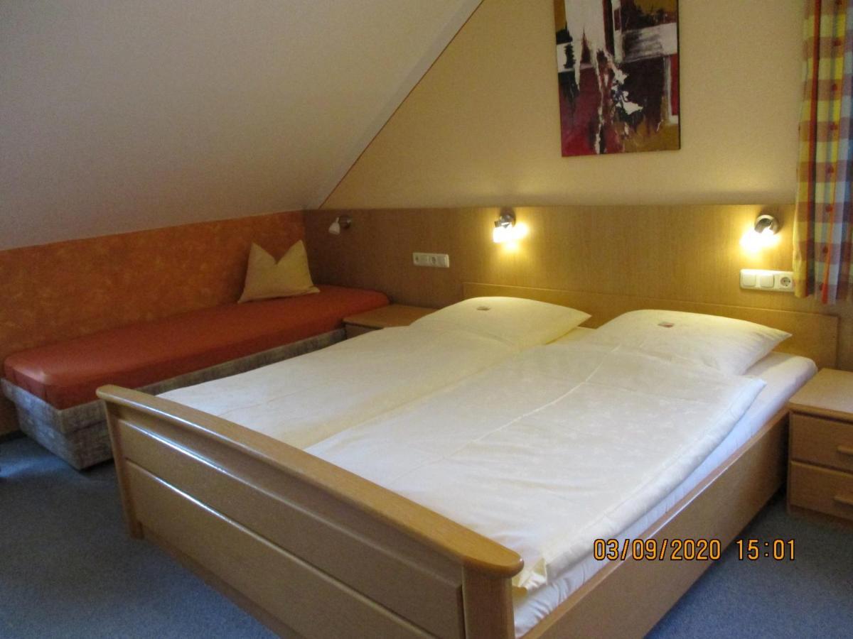 Pension "Zum Schwan" Muhr am See Bagian luar foto