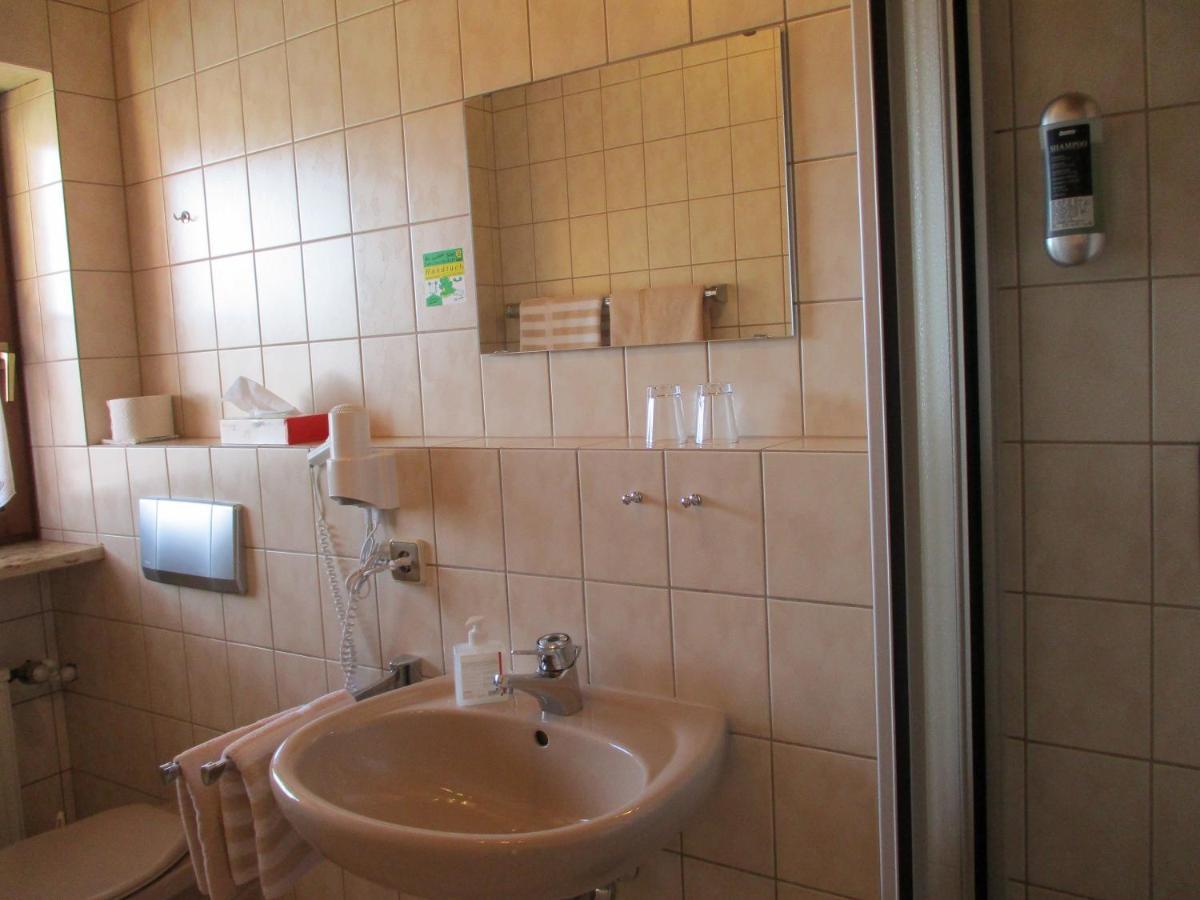 Pension "Zum Schwan" Muhr am See Bagian luar foto